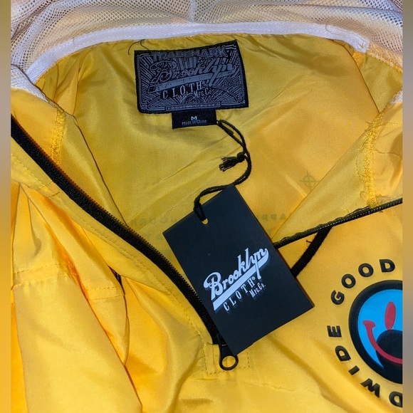 jacket - Picture 3 of 3